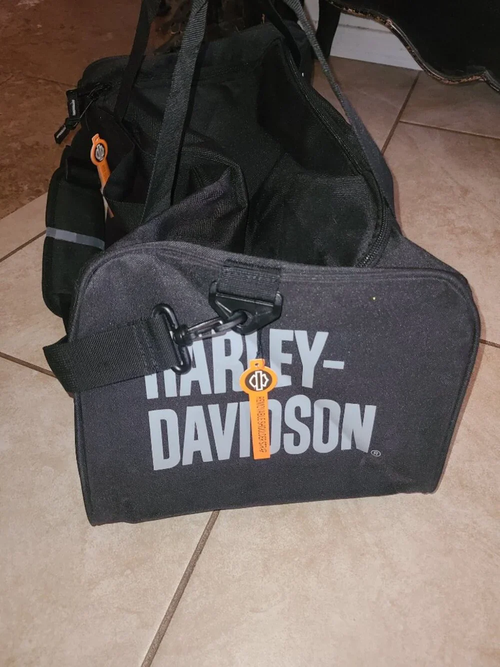 Harley-Davidson Bar & Shield Logo Zipper Rugged Graphic Duffel Bag - Black NWT